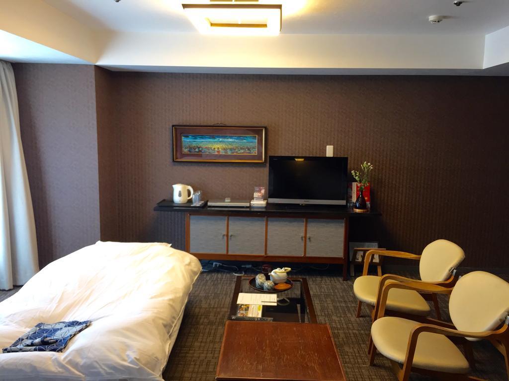 Hotel Ichiei Ōsaka Exterior foto