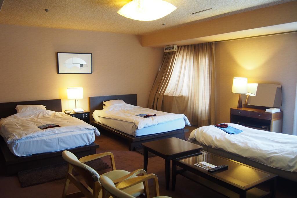 Hotel Ichiei Ōsaka Exterior foto