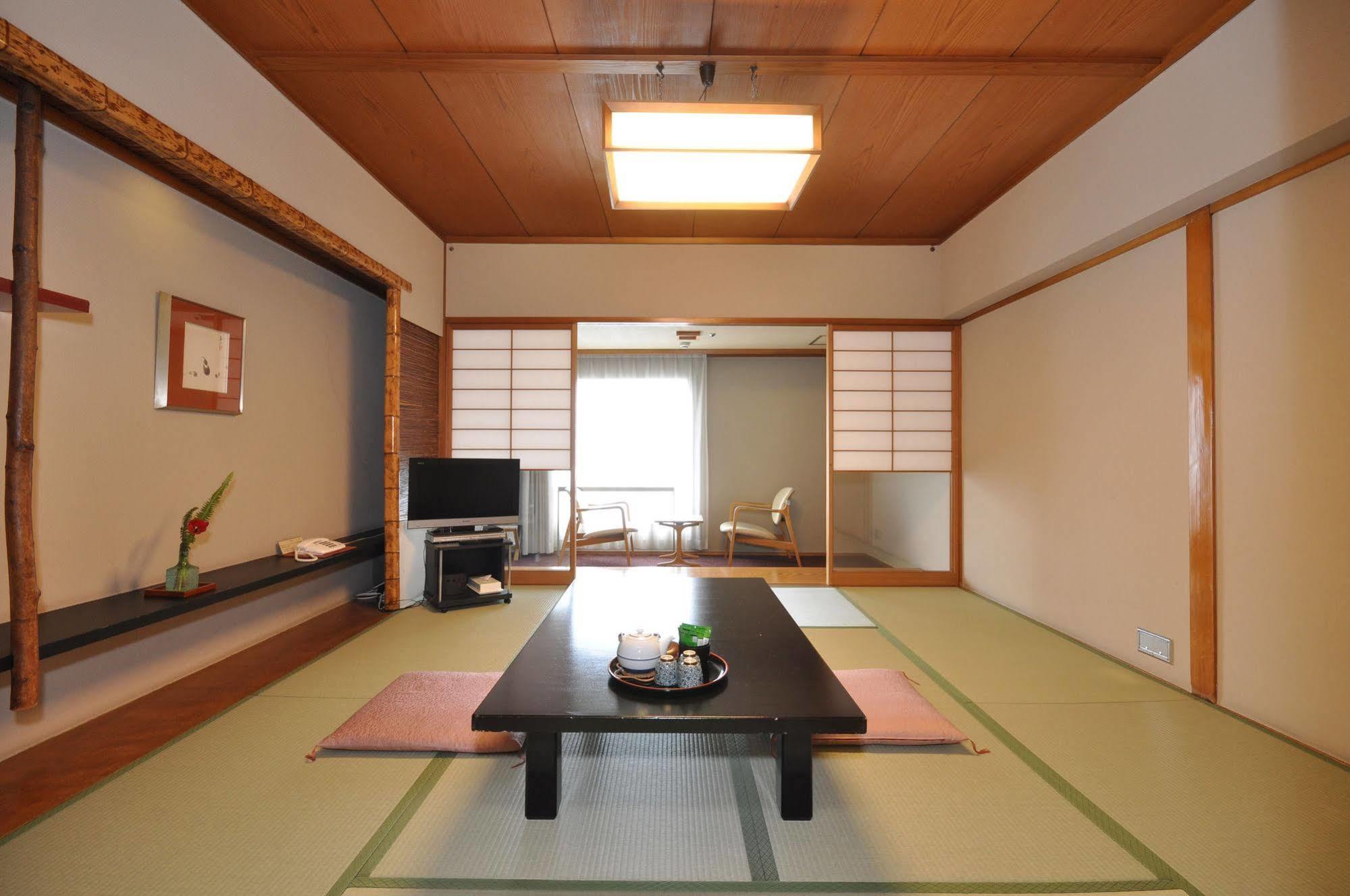Hotel Ichiei Ōsaka Exterior foto
